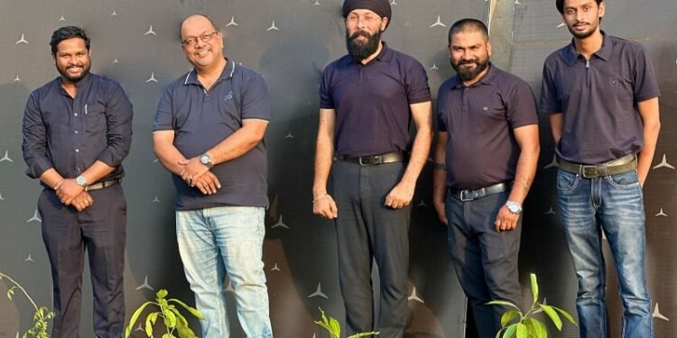 एडवरटाइजिंग एसोसिएशन ने टाटीबंध में किया वृक्षारोपण