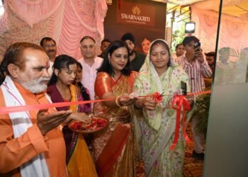 तन्वी लूम्स शोरूम का रायपुर में शुभारंभ, भारतीय सांस्कृतिक धरोहर के साथ आधुनिक फैशन का पूरा कलेक्शन