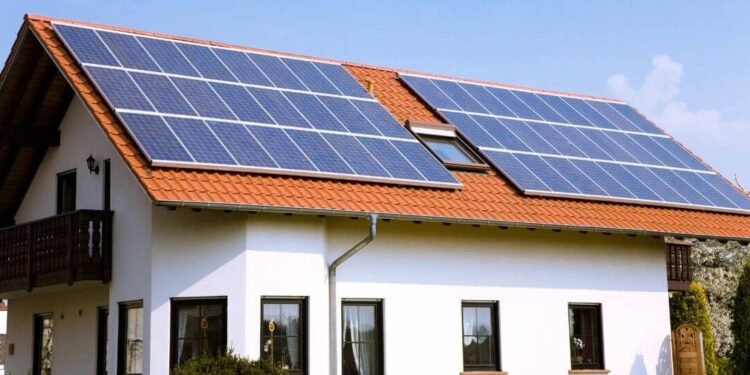 हर छत पर सोलर, हर घर में रोशनी: छत्तीसगढ़ में ऊर्जा स्वराज की ओर कदम