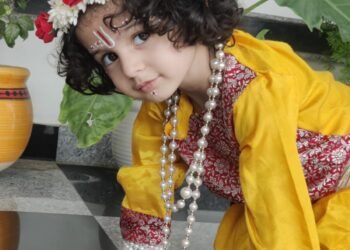 बालकृष्ण की मनमोहक छवि “नन्द के आनंद भयो, जय कन्हैया लाल की…