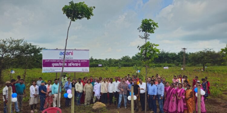 अदाणी फाउंडेशन ने मोहरेंगा पंचायत में शुरू किया पौधरोपण अभियान