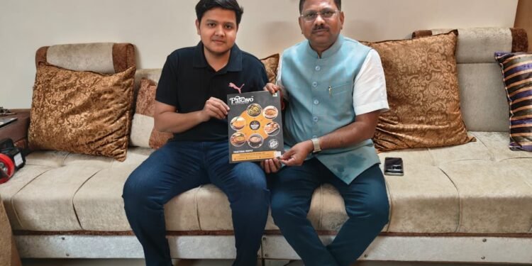 Pakavo के Ready-to-Eat प्रोडक्ट्स को सांसद प्रभु भाई वसावा से मिला बड़ा सम्मान