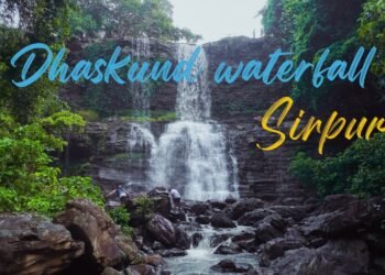 धसकुंड वॉटरफॉल पर सैलानियों की भीड़, सुरक्षा के नाम पर सिर्फ हादसों का डर