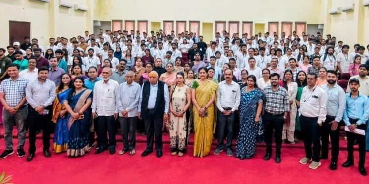 ‘हैकओमेनिया 2K25 – ग्रैंड फिनाले’ का भव्य शुभारंभ