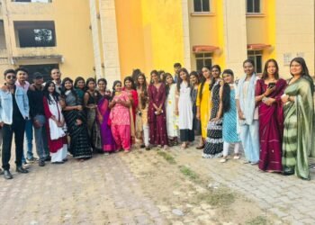 केटीयू के “तरंग 2025” के दूसरे दिन रेट्रो और बॉलीवुड थीम की चमक