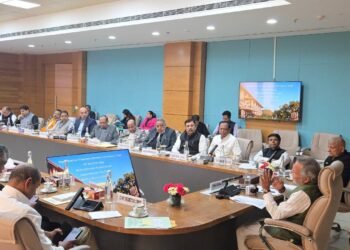 राष्ट्रीय व्यापारी कल्याण बोर्ड की 8वीं बैठक दिल्ली में, रिटेल ट्रेड पॉलिसी पर अमर पारवानी ने की विस्तृत चर्चा