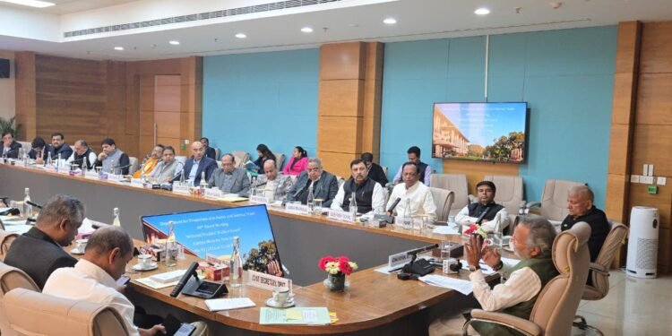 राष्ट्रीय व्यापारी कल्याण बोर्ड की 8वीं बैठक दिल्ली में, रिटेल ट्रेड पॉलिसी पर अमर पारवानी ने की विस्तृत चर्चा