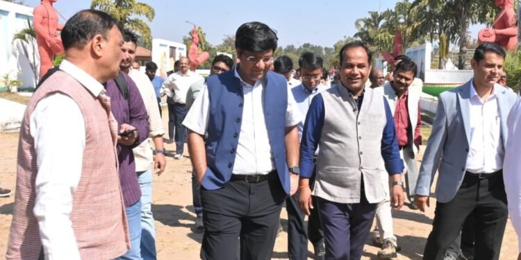 रायपुर साहित्य उत्सव साहित्य, विचार और संस्कृति के संगम का उत्सव है: डॉ. गौरव