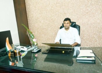 BREAKING: रजत बंसल को CM सचिवालय में बड़ी जिम्मेदारी, जाने क्याें छाेड़ी IPS की नौकरी?