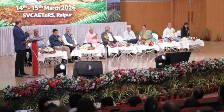 कृषि अभियांत्रिकी कृषि क्षेत्र की रीढ़ है, कृषि यंत्रों तथा तकनीकी नवाचारों को किसानों तक पहुँचाने में सक्रिय भूमिका निभाए