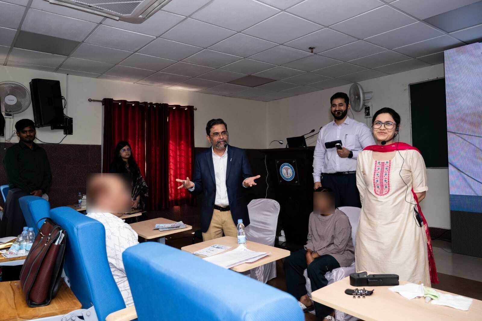 एम्स में स्किन रोगों की सटीक पहचान, डर्मोस्कोपी की नई तकनीक बनेगी मददगार