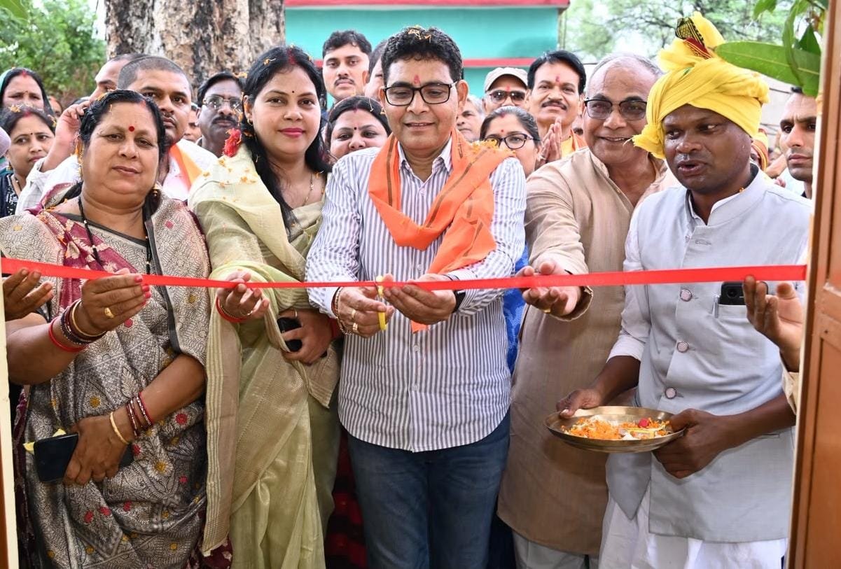 सरकार गांव, गरीब और किसानों की तरक्की के लिए प्रतिबद्ध : मंत्री टंक राम वर्मा