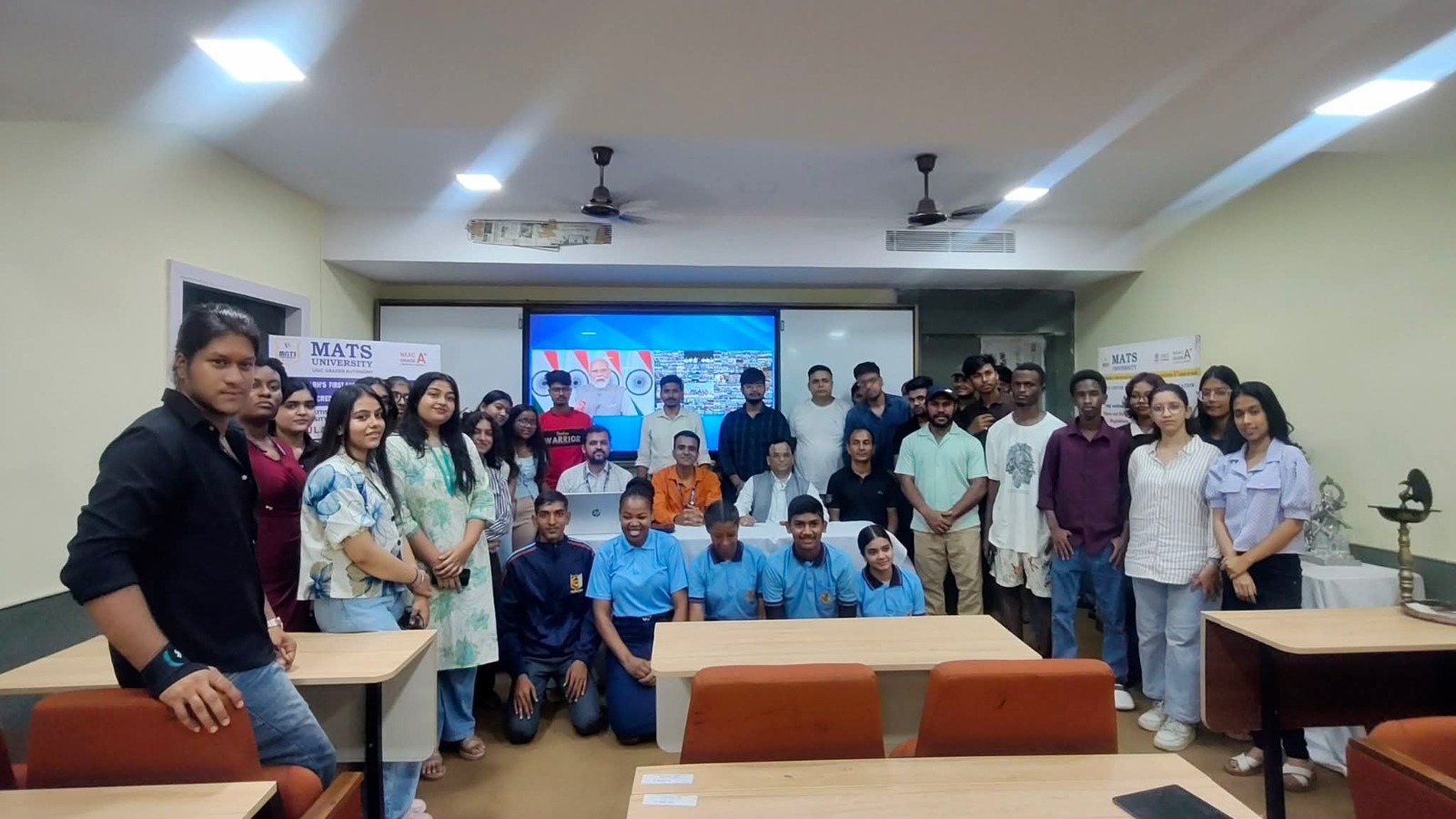 मैट्स विश्वविद्यालय में MyBharat के ‘नशा मुक्त युवा’ अभियान का आयोजन, विद्यार्थियों ने लिया नशामुक्त भारत का संकल्प